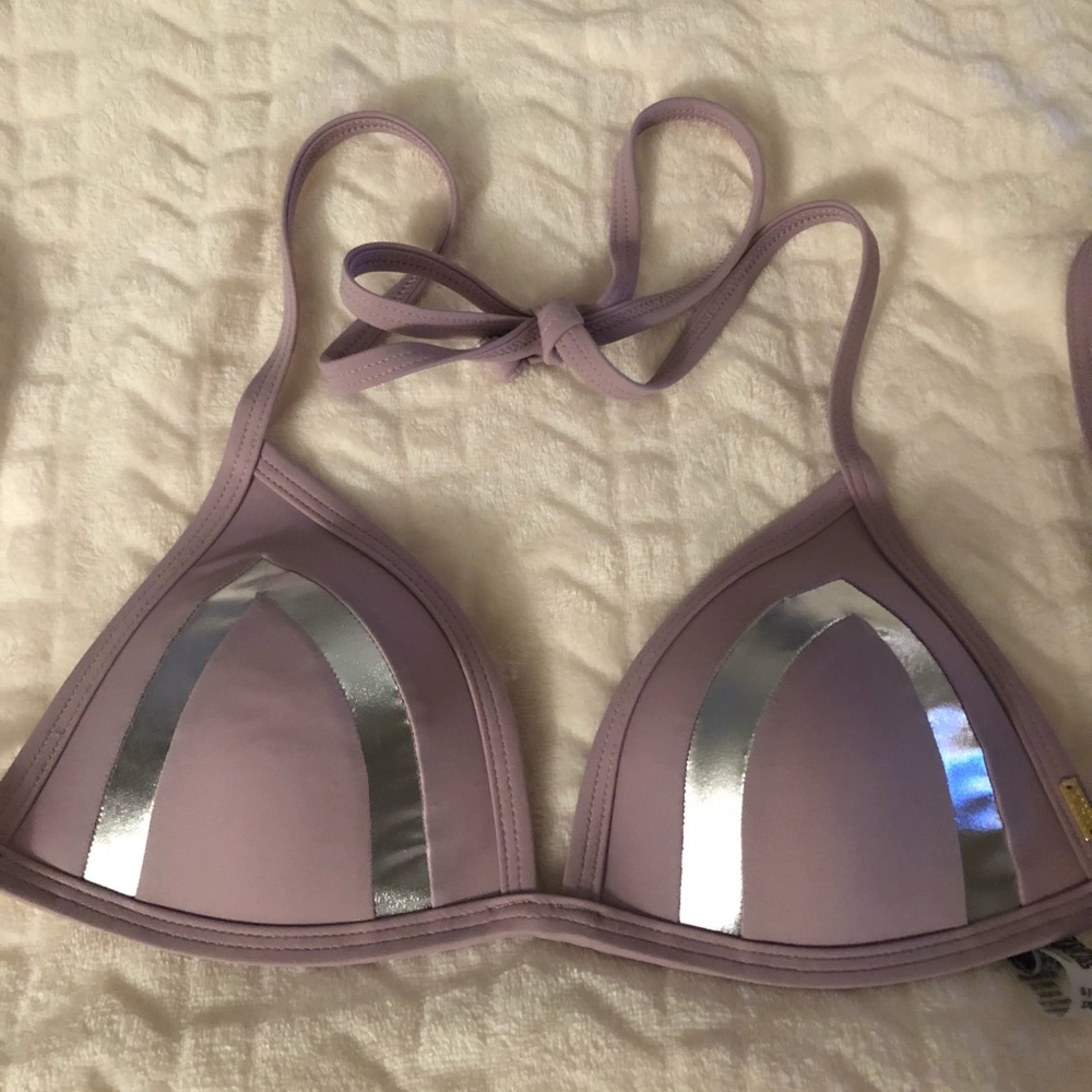 VS bikini top only 👙